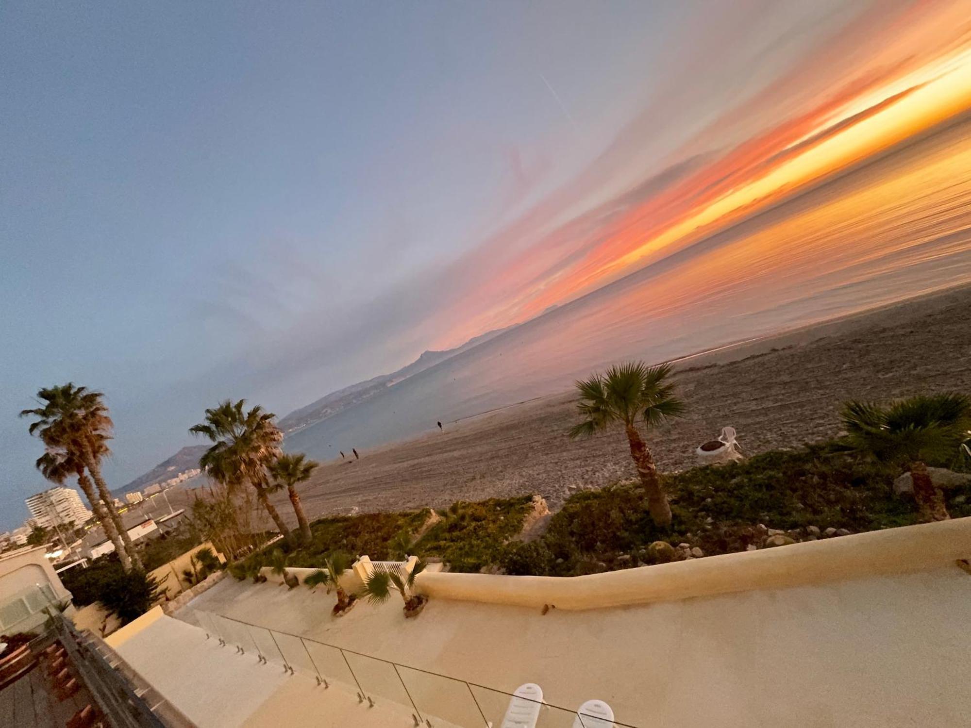 Excepcional Apartamento Amanecer Al Borde De Playa Y Mar, En Chalet Roquetes Alicante Eksteriør bilde