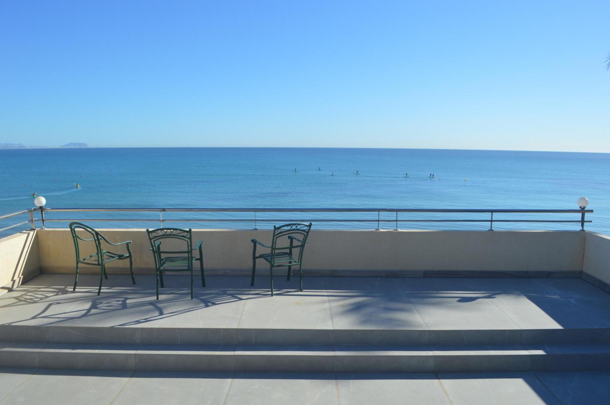 Excepcional Apartamento Amanecer Al Borde De Playa Y Mar, En Chalet Roquetes Alicante Eksteriør bilde