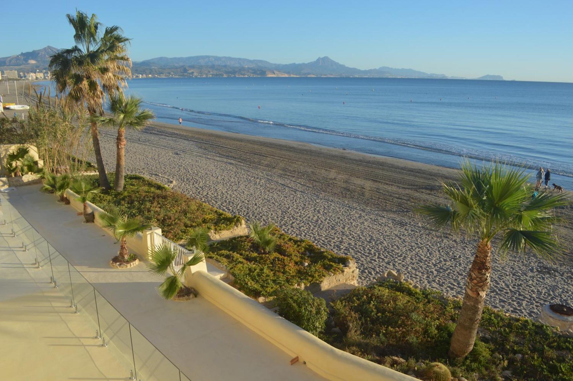 Excepcional Apartamento Amanecer Al Borde De Playa Y Mar, En Chalet Roquetes Alicante Eksteriør bilde